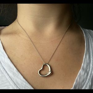 🤍🤍🤍Tiffany & Co. open heart pendant🤍🤍🤍